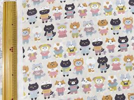 CBプリントNuance kids「コーディネートキャッツ」アイボリーベージュ