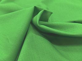 240本打ち込みの高密度80ローン無地グリーン