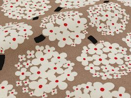 コットンこばやし 北欧調ラウンドブーケのコットンキャンバスモカ地