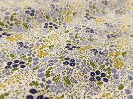 コットンこばやし ナチュラルトーンの花柄ブロードプリントブルー系