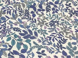 Exclusive Collection 60ローンプリント「タイニー・リーフ」オフ白地×青