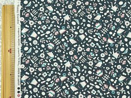 【現品限り特価】YUWA Cotorienneオックスプリント「サニーガーデン」ネイビー