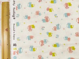 やわらかダブルガーゼプリント「かわいいねこ」_拡大イメージ