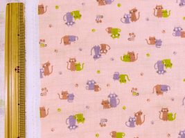 やわらかダブルガーゼプリント「かわいいねこ」ペールピンク