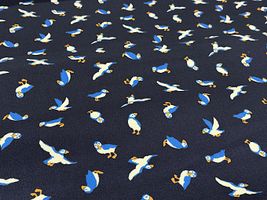 my piece of fabric デニム鳥オックスプリント「パフィン」_拡大イメージ