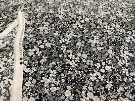 コッカファブリック 60ローンプリント「クラシック・フラワー」_拡大イメージ