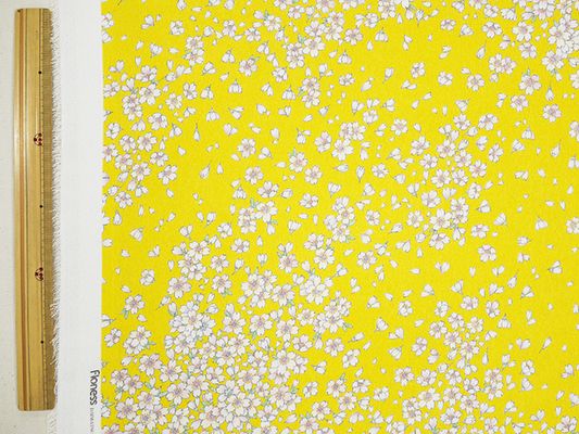 【現品限り特価】京都生まれの桜吹雪ちりめんプリント